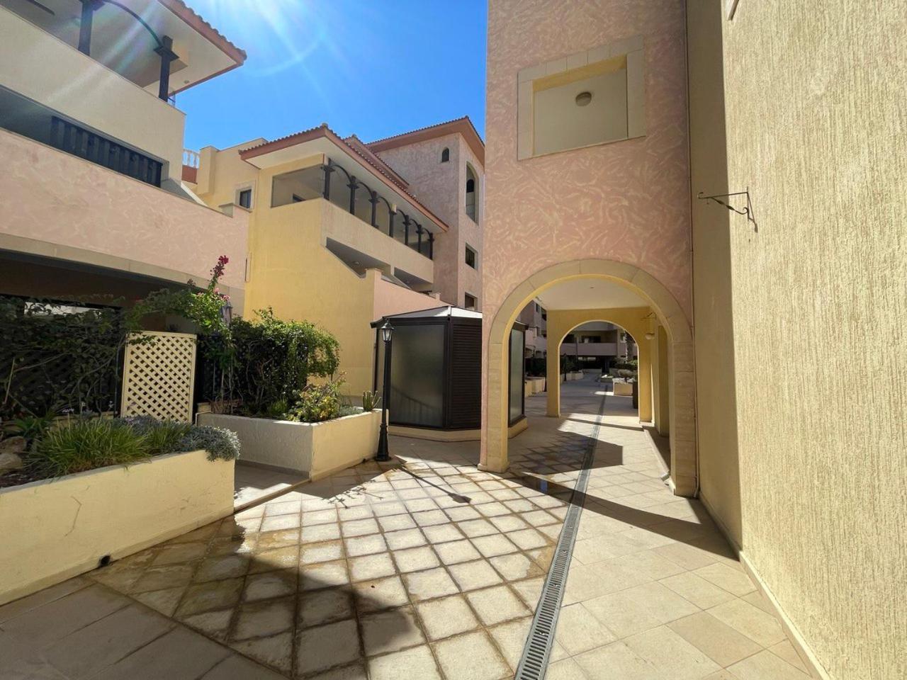 Paphos Queens Gardens מראה חיצוני תמונה